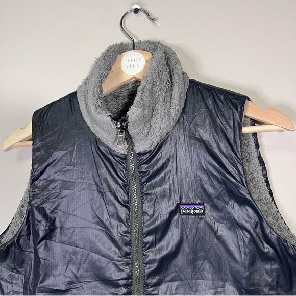 REVERSIBLE Patagonia Vest - Picture 3 of 4